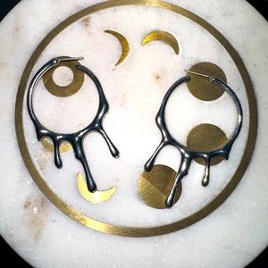 Silver drip earrings